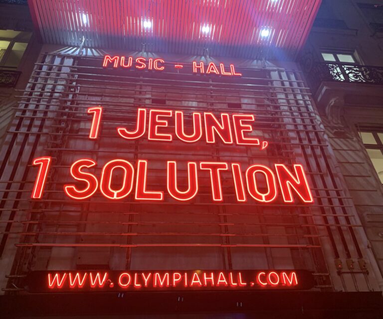 Agence de Convivialité - 1 jeune 1 Solution Paris